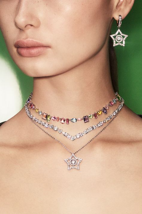 Swarovski Gemma Necklace, Swarovski Necklace Aesthetic, Swarosky Jewelry Aesthetic, Swarovski Aesthetic, Swarovski Choker, Swarovski Jewelry Necklace, Inexpensive Jewelry, Crystals Swarovski, Expensive Jewelry Luxury