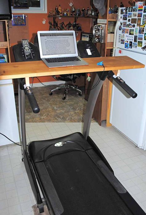 Treadmill Desk Diy, Ikea Jerker, Diy Treadmill Desk, Diy Treadmill, Walking Desk, Ikea Standing Desk, Diy Laptop Stand, Desk Ikea, Treadmill Desk