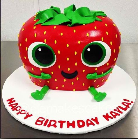 Cute strawberry cake 3d Strawberry Cake, Strawberry Shaped Birthday Cake, Strawberry Birthday Cake Kids, Strawberry Shaped Cake, Koala Cakes, Strawberry Theme Cake, Strawberry Themed Cake, Cute Strawberry Cake, Strawberry Cake Decorations