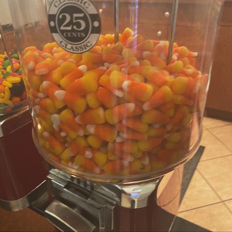 Halloween Candy Aesthetic, Candy Corn Aesthetic, Ruth Core, October Aesthetic Spooky, Halloween Aesthetic Spooky, Vintage Fall Aesthetic, Shortcake Aesthetic, Aesthetic Candy, Sleepy Hollow New York