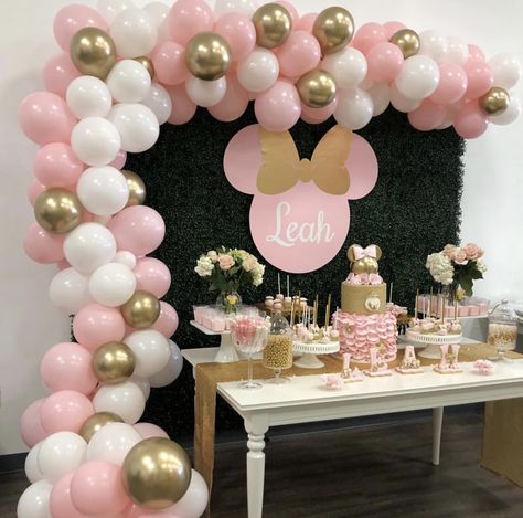 Baby Shower Cake Table Backdrop, Minnie Baby Shower, Cake Table Backdrop, Baby Shower Cake Table, Minnie Mouse Birthday Party Decorations, Minnie Mouse First Birthday, Minnie Mouse Birthday Decorations, Minnie Mouse Birthday Cakes, 1st Birthday Party For Girls