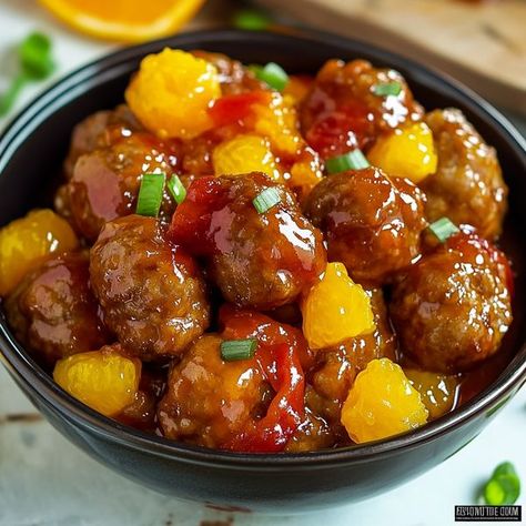 Meatballs And Bell Peppers, Meatballs And Peppers Recipe, Meatball Sauce Recipes Sweet And Sour, Meatball Recipes Sweet And Sour, Best Sweet And Sour Meatballs, Recipes Using Sweet And Sour Sauce, Sweet Ans Sour Meatballs, Sweet And Sour Meatballs Crockpot Easy, Sweet And Sour Chicken Meatballs