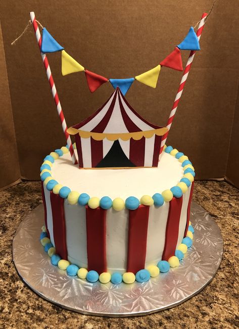 Simple Carnival Cake, Simple Circus Birthday Cake, Carnival Theme Cake, Carnival Themed Cakes, Circus Birthday Cake, Circus Cakes, Carnival Cakes, Circus Cake, Twins 1st Birthdays