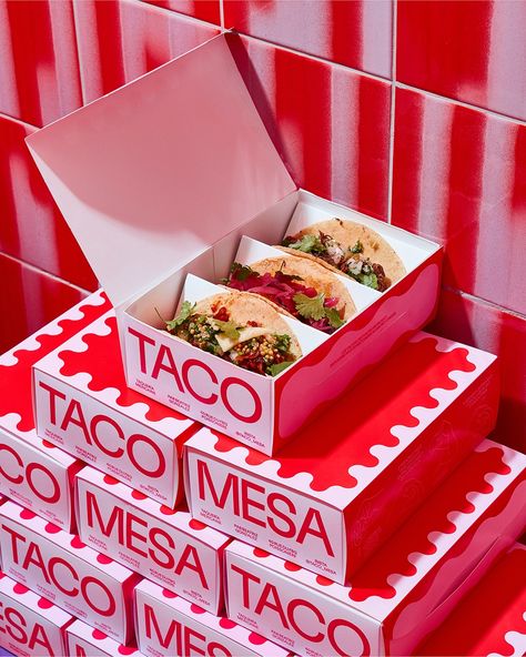 Taco Mesa - Fonts In Use Taco Branding, Fast Food Branding, Packaging For Small Business, Mexican Graphic Design, Fast Food Packaging, Burrito Bar, Food Delivery Packaging, Packaging Creative, Restaurant Vintage