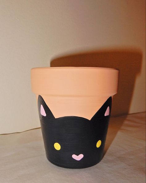 Cat Plant Pot, Pot Painting Ideas, Pot Art, Bday Gifts, Flower Pot Art, Pot Painting, Pot Design, Cat Plants, Flower Pot Design