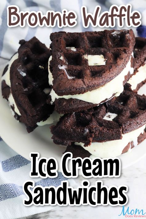 Waffle Sandwich Ideas, Brownie Waffles, Waffle Ice Cream Sandwich, Desserts Party, Fridge Food, Easy Brownie, Waffle Iron Recipes, Waffle Maker Recipes, Waffle Ice Cream