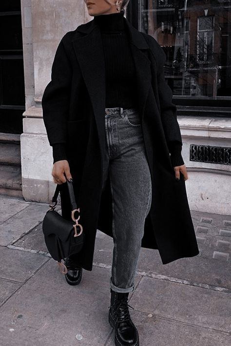 Vinter Mode Outfits, New York Outfits, Winter Fashion Outfits Casual, Paris Mode, Cold Outfits, Looks Street Style, Looks Black, Fashion Mistakes, Coat Outfits