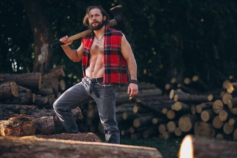 Lumberjack in forest Free Photo | Free Photo #Freepik #freephoto #travel #wood #summer #man Lumberjack Men, Lumberjack Style, Handsome Bearded Men, Hipster Beard, Hipster Women, Black Beards, Hipster Man, Star Trek Voyager, Men Photography