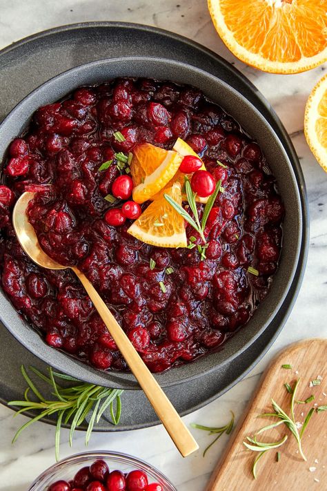 Cranberry Orange Sauce - Damn Delicious Instant Pot Cranberry Sauce, Easy Cranberry Sauce, Cranberry Orange Sauce, Cranberry Sauce Recipe, Orange Sauce, Cranberry Recipes, Cranberry Orange, Made From Scratch, Cranberry Sauce