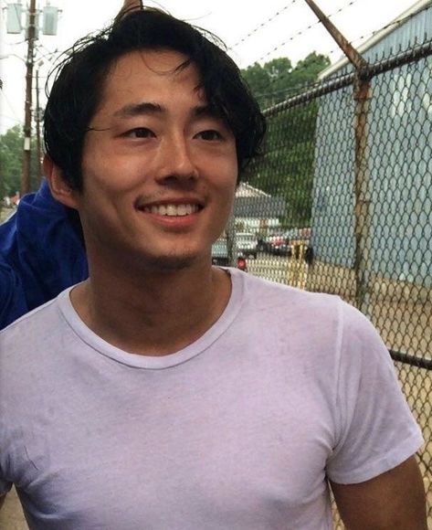 Twd Glenn, Glen And Maggie, Steve Yeun, Glenn The Walking Dead, Steven Yuen, Glenn Y Maggie, Glenn Rhee, Twd Memes, Steven Yeun