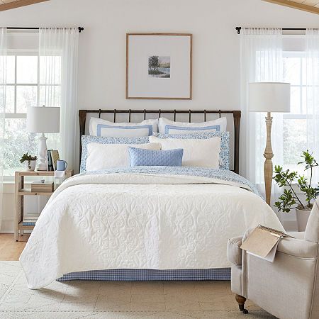 Number of Shams: 1Features: ReversibleBed Skirt Drop: 16Quilt Style: PrintedWarmth Factor: MidweightBed Size: TwinFill Weight: 3 1/2 oz. of FillPillow Size: StandardMeasurements: 88 Length/Inches, 68 Width/InchesBase Material: 100% CottonFilling Content: 80% Cotton, 20% PolyesterCare: Machine WashDecor Styles: TraditionalBed Cover Type: QuiltsCountry of Origin: Imported Daybed Sets, Laura Ashley Bedding, Motivational Decor, Cotton Quilt Set, Trellis Design, Bedding Basics, Bedding Stores, White Quilt, Reversible Quilt