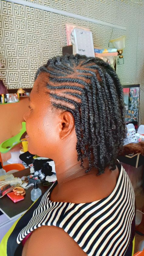 Hairstyle made with her natural hair💯+twist &lock gel.#naturalhair#hairstyle#fyp#beauty Twist Natural Hairstyles, Short Twist, Short Twists, Hair Twist, Natural Hair Twists, Twist Styles, Mini Twists, Hair Twist Styles, Natural Hairstyles