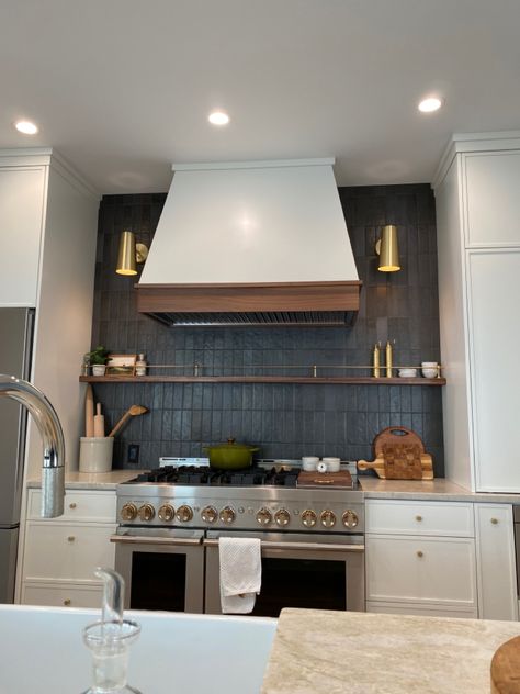 Spice Ledge Above Stove, Ledge Behind Range, Stove And Hood Ideas, Small Kitchen Range Hood, Kitchen Range Wall Ideas, Kitchen Range Alcove, Arch Over Stove, Shelf Above Range, Kitchen Stove Hoods Ideas