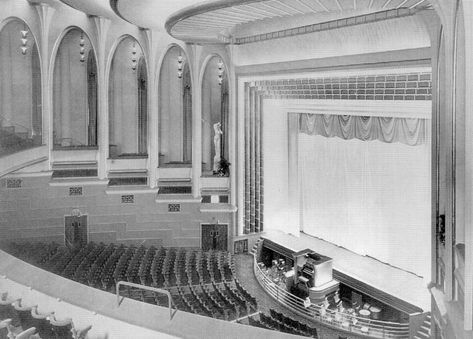 Odeon Lewisham in London, GB - Cinema Treasures Odeon Cinemas, Theatre Interior, Southeast London, Cinema Theatre, High Road, Movie Theaters, Art Deco Buildings, Elegant Gothic, Old London