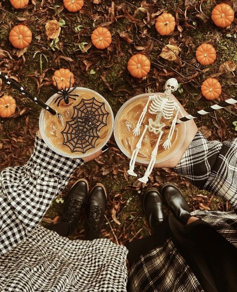 Halloween Coffee Shop Drinks, Halloween Coffee Aesthetic, Coffee Shop Halloween Decorations, Halloween Coffee Shop, Sundae Ideas, Cute Brown Aesthetic, Aesthetic Wallpapers For Phone, Collage Aesthetic Wallpaper, Halloween Picnic