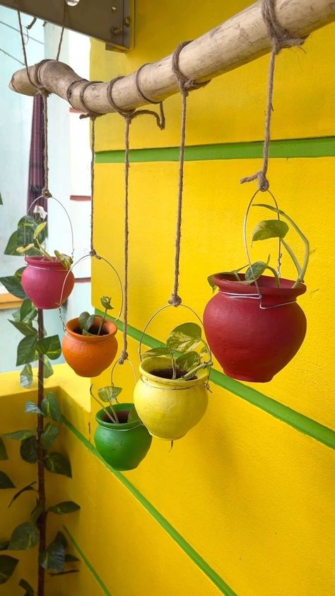 Pot Decorating Ideas, Rajasthani Theme, Diy Planters Indoor, Bottle Plant, Pot Craft, Planters Diy, Pot Diy, Plants In Bottles, Flower Pot Art