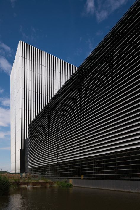 Factory Facade, Amsterdam Architecture, Factory Architecture, Cladding Design, Minimal Architecture, Neoclassical Architecture, Industrial Architecture, Urban Fabric, Amazing Buildings