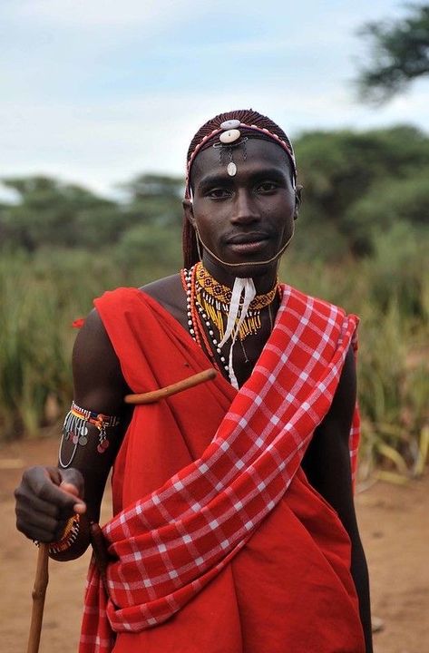 African Tribe Clothing, Masai Tribe, African Museum, Vintage Africa, African Warrior, Maasai People, African Literature, Africa People, Warrior Outfit