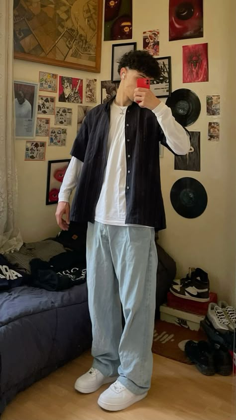 Aesthetic Boy Outfit Grunge, Baggy Guy Outfits, Discover Style Ideas, Hommes Grunge, Softboy Outfits, Guys Fashion Casual, Stylish Outfits Casual, Trendy Boy Outfits, Aesthetic Outfits Men