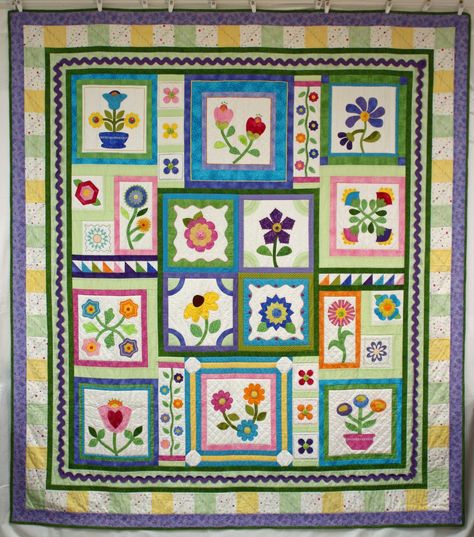 Stitchers Garden Quilt, Garden Quilts, Quilt Borders, Flower Quilts, Garden Pattern, Quilt Border, Embroidered Quilts, Garden Quilt, Chelsea Flower