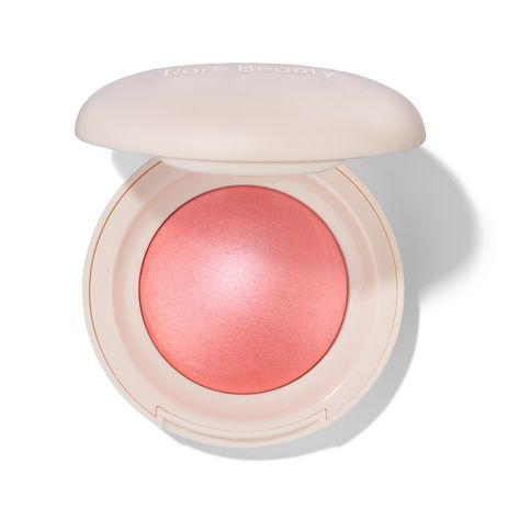 Create a luminous glow with the Rare Beauty Soft Pinch Luminous Powder Blush. Durable, buildable colour with a shade for every skin tone. Available in 6 shades! 60s Eyeliner, Skincare Routine Combination Skin, Rare Beauty Soft Pinch, Aromatherapy Associates, Space Nk, Dark Spots On Skin, Dream Makeup, Bold Eyes, Dream List