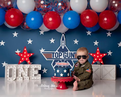 Maverick Themed Birthday Party, Air Force 1 Birthday Party, Top One Birthday Cake, Maverick Birthday Party, Top One Birthday Party Theme, Top One Birthday Party, Top One Birthday, Airplane First Birthday Party, Airplane Birthday Party Decorations