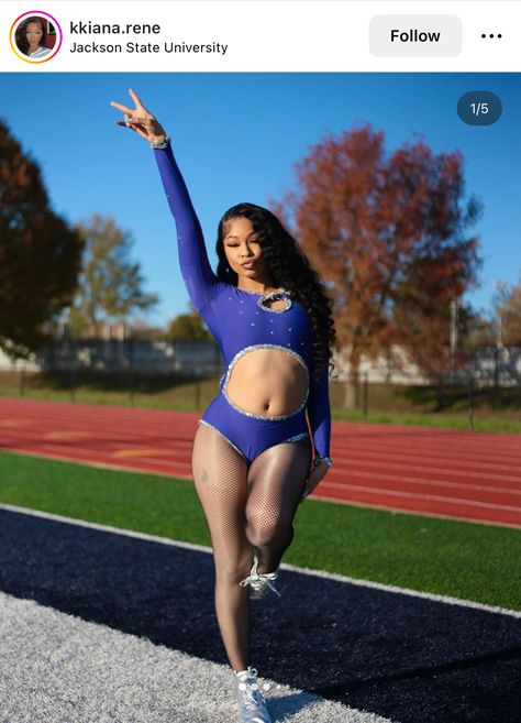 Majorette Dance Poses, Majorette Picture Poses, Majorette Photoshoot, Majorette Poses, Majorette Aesthetic, Majorette Dance Uniforms, Majorette Dance, Majorette Outfits, Dancing Dolls Bring It