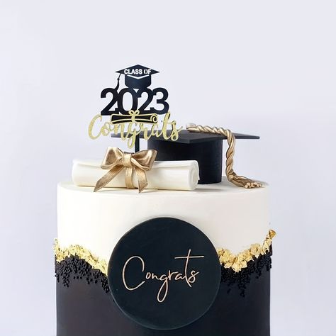 Matric Cake Ideas, Graduation Theme Cake, Class Of 2024 Cake Ideas, Graduation Cake Ideas For Men, Graduation Cake Designs College, High School Graduation Cake Ideas 2024, Graduation Cake Black And Gold, Black Graduation Cake, Black And Gold Graduation Cake