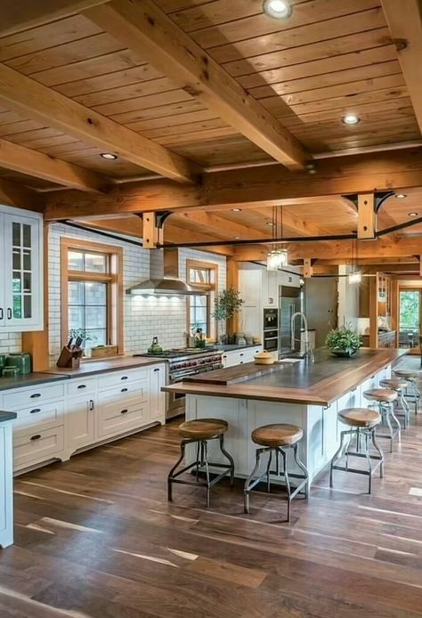 Timber Frame Kitchen, Diy Small Apartment, Log Home Interior, Kitchen Layouts With Island, Timber Frame House, Small Kitchen Layouts, Rustic Kitchen Design, Interior Pictures, Timber Frame Homes