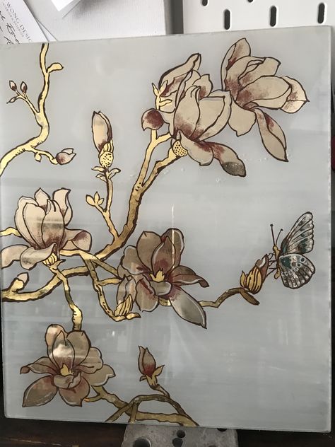 Verre eglomise’ with 22k moon gold, 23k xx deep gold, silver leaf. Water and oil gilding on glass with a pale rose background. Verre Eglomise, Distressed Mirror, Paint Inspo, Moon Gold, Fabric Painting Techniques, Cherry Blossom Art, Rose Background, Glass Paint, Peony Flowers