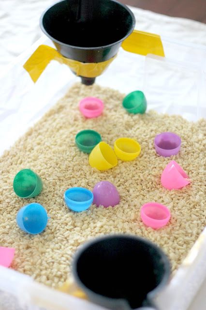 Easter Sensory Bin, Easter Sensory, Spring Sensory, Toddler Sensory Bins, Sensory Tray, Sensory Tubs, Easter Board, Indoor Ideas, Easter Preschool