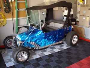 T-Bucket golf cart 1 Golf Cart Bodies, Custom Golf Cart, Villages Florida, Car Builds, Go Kart Plans, Golf Buggy, Golf Watch, Golf Club Grips, Golf Net