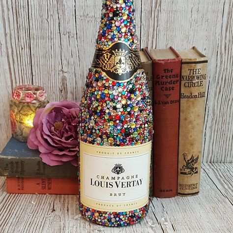 Glam Liquor Bottles, Sparkle Alcohol Bottle, Glitter Tequila Bottle, Diy Alcohol Gifts, Rhinestone Liquor Bottles, Badazzel Liquor Bottles, Bedazzled Bottle, Bling Bottles, Bubbly Bar