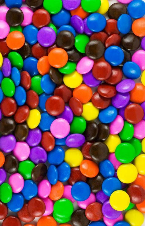 Smarties Chocolate, Rainbow Foods, Rainbow Chocolate, Candy Background, Candy Images, Cardboard Houses, Rainbow Food, Rainbow Candy, Sweet Meat