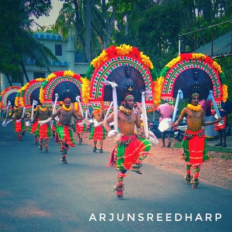 arjunsreedharp photography Nuakhai Festival, Palakkad Kerala, Kerala Festival, Kerala Photography, Annual Day, Festival Photos, Festival Photography, Fantasy Art Landscapes, Art Landscapes