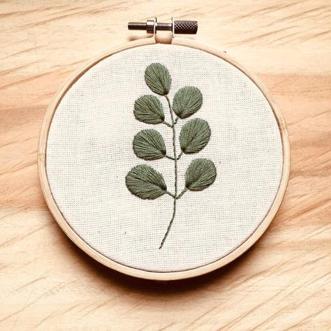 Greenery Embroidery Pattern, Eucalyptus Embroidery Pattern, Plant Embroidery Simple, Embroidery Eucalyptus, Embroidered Eucalyptus, Herbal Embroidery, Eucalyptus Embroidery, فن النسيج, Plant Embroidery