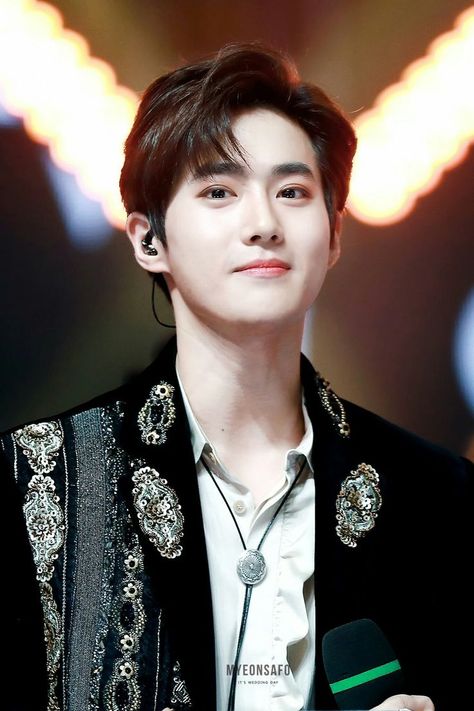 Kim Joon Myeon, Cn Blue, Kim Jun Myeon, Exo Korean, Exo Ot12, Kim Joon, Kim Min Seok, Exo Suho, Lu Han