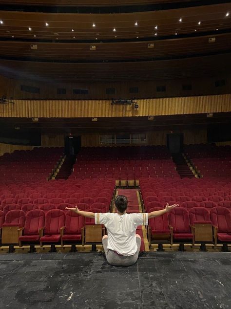 Career Vision Board, Happy End, Dancing Aesthetic, Theatre Life, Dream Career, Life Vision Board, Theatre Kid, Musical Theatre, Dream Board