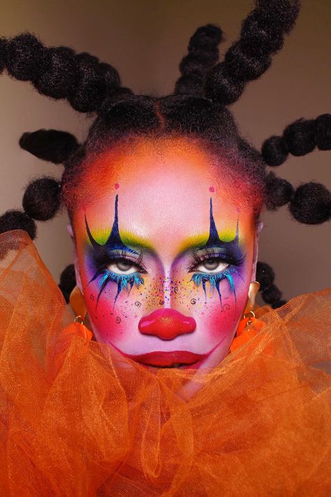 I’m a beast, from di West Indies 🇯🇲 on Twitter: "Bianka, you’re such a f*ckn CLOWN 🤡 Top lashes @bewispyy JCG bottom lashes Kandre ( cut into peices ) Ig @beautybybb_… https://t.co/ZIyP2XycMI" Creepy Makeup, Bottom Lashes, Drag Make-up, Orange Makeup, Punk Makeup, Drag King, Drag Makeup, Theatrical Makeup, Halloween Makeup Inspiration