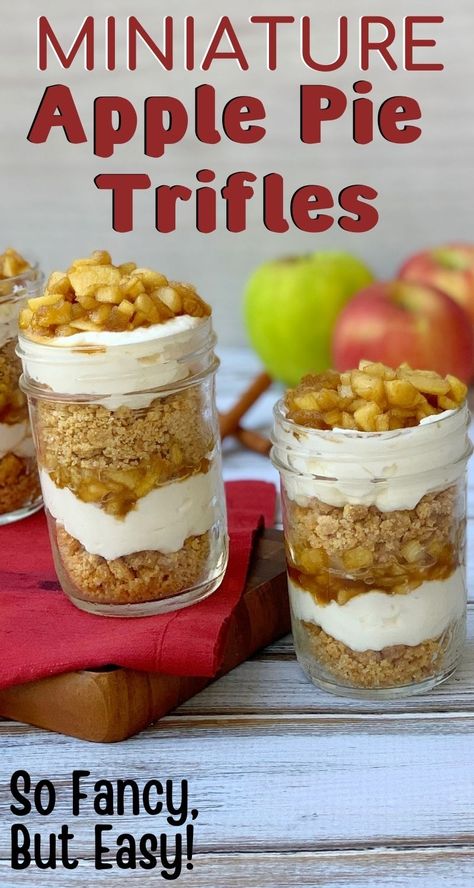 Mini Autumn Desserts, Apple Desserts For Christmas, Trifle For Two, Appetizers Desserts For Party, Apple Pie Dessert Shooters, Apple Crisp Shooters, Cake Trifle Cups, Individual Trifles Cups, Apple Crisp Parfait