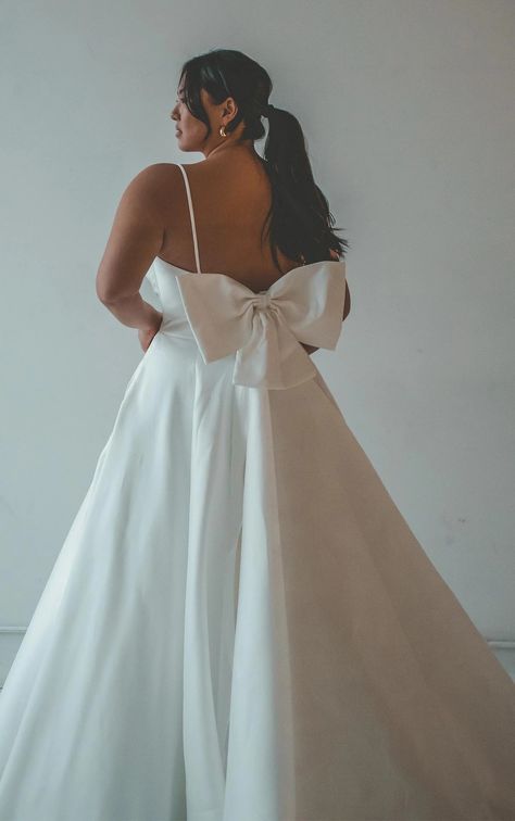 Martina Liana Luxe, Latest Wedding Gowns, Martina Liana Wedding Dress, Plus Wedding Dresses, Ballgown Wedding Dress, Bow Wedding Dress, Martina Liana, Boda Mexicana, Ballgown Wedding