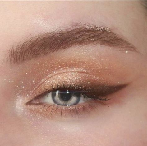 Teknik Makeup, Eye Makeup Images, Make Up Designs, Makeup Images, Smink Inspiration, Eye Makeup Pictures, Beauty Make-up, Hooded Eye Makeup, Makijaż Smokey Eye