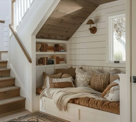 Built In Nooks, Nook Ideas Hallway, Cozy Closet Ideas, Reading Nook Under Stairs, Under Stairs Reading Nook, Reading Nook Ideas For Adults, Under Stairs Nook, Reading Loft, Stair Nook