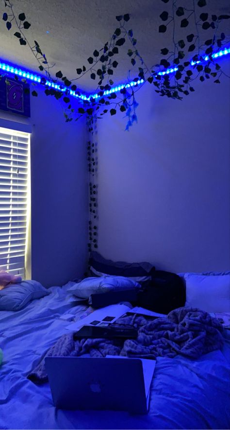 Dark Aesthetic Bedroom Ideas, Blue Purple Bedroom, Dark Aesthetic Bedroom, Blue Grey Rooms, Aesthetic Navy, Navy Blue Rooms, Dark Blue Rooms, Male Bedroom, Tiktok Room