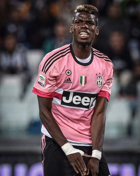 Pogba Pfp, Pogba Wallpapers, Pogba Juventus, Cheap Cologne, Football Players Images, Football Images, Football Fashion, Football Icon, Paul Pogba