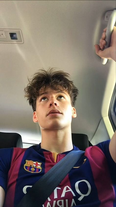 weston fontaine | i’ll always be with you Haircut Selfie, Boy Pics, Cute Football Players, Soccer Boyfriend, Cute Guy Pics, Fine Guys, Boys Of Tommen, Soccer Guys, Soccer Boys