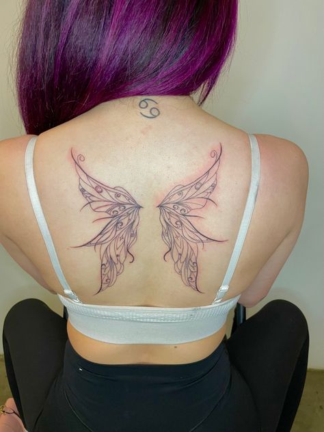 Fairy Back Tattoo Wings, Back Tattoo Women Fairy Wings, Fair Wings Tattoo, Pixie Wings Tattoo On Back, Fairy Wings On Back Tattoo, Back Fairy Wings Tattoo, Back Wing Tattoos For Women, Fairy Wings Tattoo On Back Women, Fairy Wings Tattoo On Back