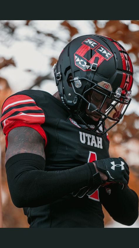 Utah Utes Utah Football Wallpaper, Utah Utes Football Wallpaper, Utah Utes Wallpaper, Utah Utes Football, College Football Art, Cool Football Pictures, Football Swag, College Football Uniforms, Football Helmet Design