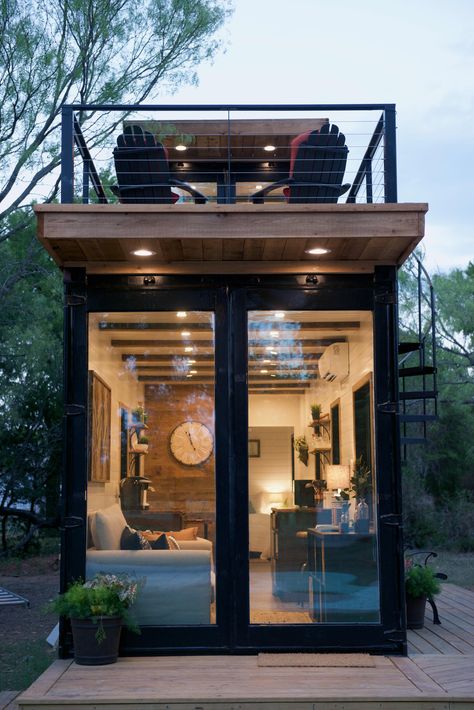 Shipping Container Tiny House, Container Tiny House, Tiny Container House, Shipping Container Home Designs, Shipping Container House Plans, Tiny House Inspiration, Building A Container Home, Container House Plans, Modern Tiny House