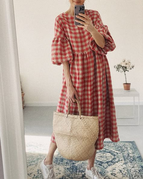 Pola Topi, Linen Dress Women, Red Midi Dress, Mode Inspo, Looks Chic, Vintage Plaid, Linen Women, Linen Dresses, Looks Vintage